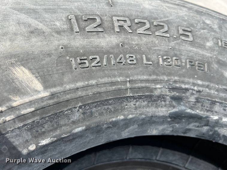 image for item HL9094 Tires