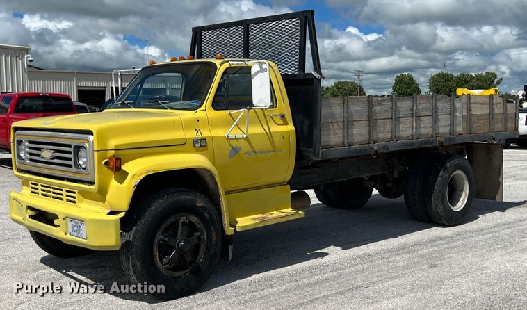 image for item HL9096 1986 Chevrolet C60  dump flatbed truck