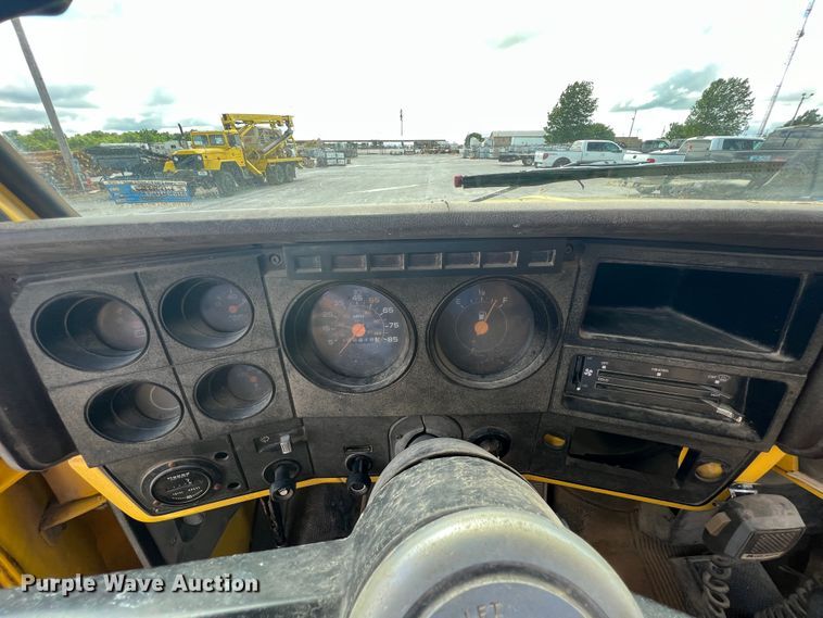 image for item HL9096 1986 Chevrolet C60  dump flatbed truck