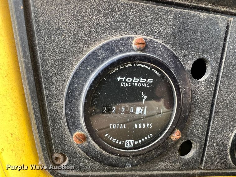 image for item HL9096 1986 Chevrolet C60  dump flatbed truck