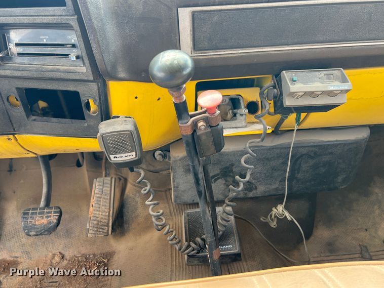 image for item HL9096 1986 Chevrolet C60  dump flatbed truck