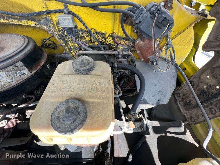 image for item HL9096 1986 Chevrolet C60  dump flatbed truck