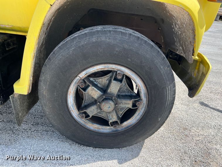 image for item HL9096 1986 Chevrolet C60  dump flatbed truck