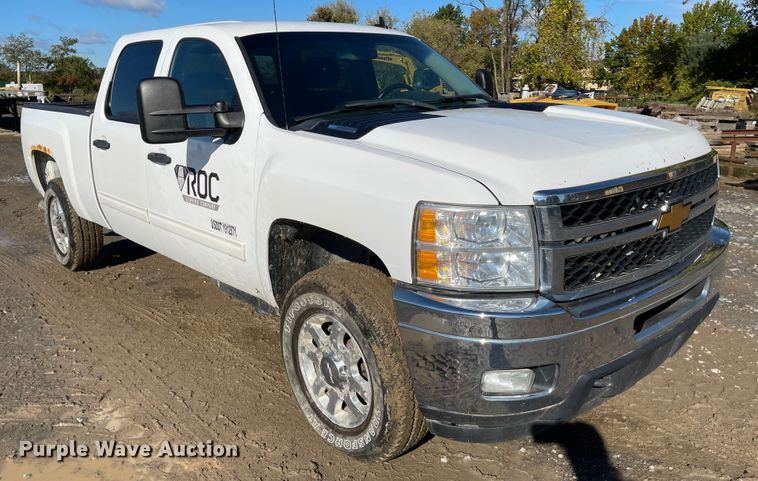 image for item IK9601 2011 Chevrolet Silverado 2500HD  Crew Cab pickup truck