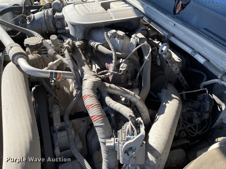 image for item IK9601 2011 Chevrolet Silverado 2500HD  Crew Cab pickup truck