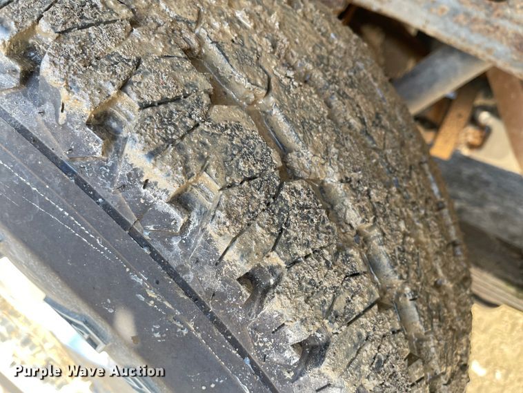 image for item IK9601 2011 Chevrolet Silverado 2500HD  Crew Cab pickup truck