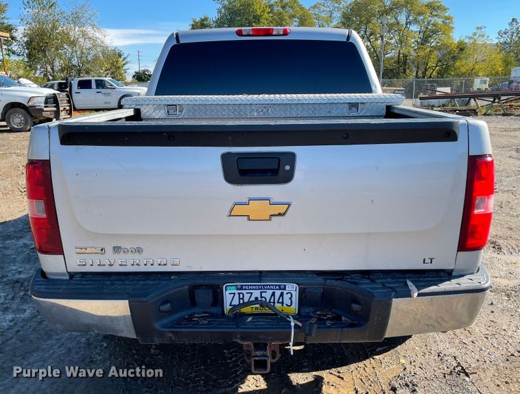 image for item IK9603 2010 Chevrolet Silverado 1500  Crew Cab pickup truck