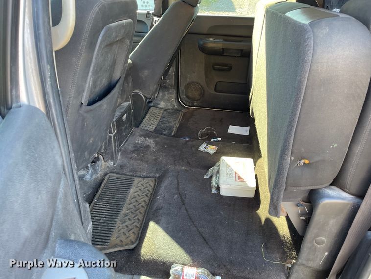 image for item IK9603 2010 Chevrolet Silverado 1500  Crew Cab pickup truck