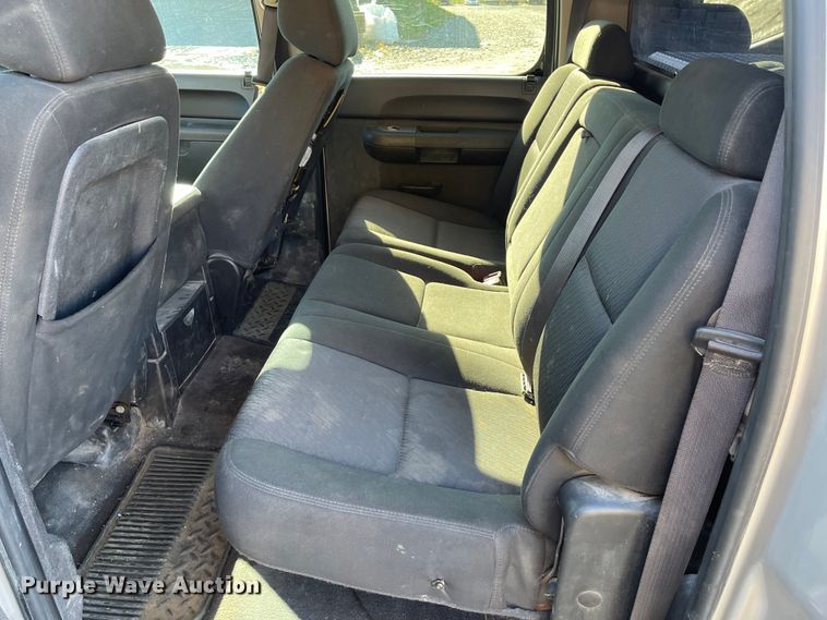 image for item IK9603 2010 Chevrolet Silverado 1500  Crew Cab pickup truck