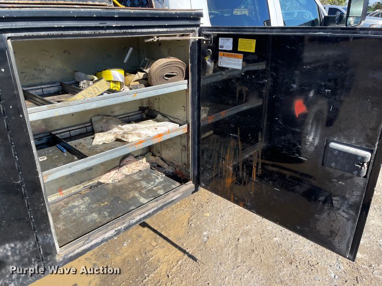 image for item IK9604 2014 Dodge Ram 5500 Crew Cab utility / service truck