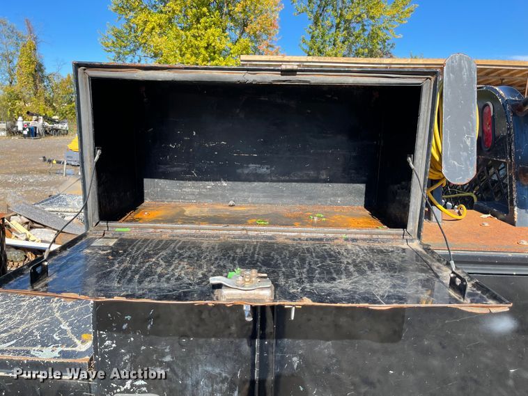 image for item IK9604 2014 Dodge Ram 5500 Crew Cab utility / service truck