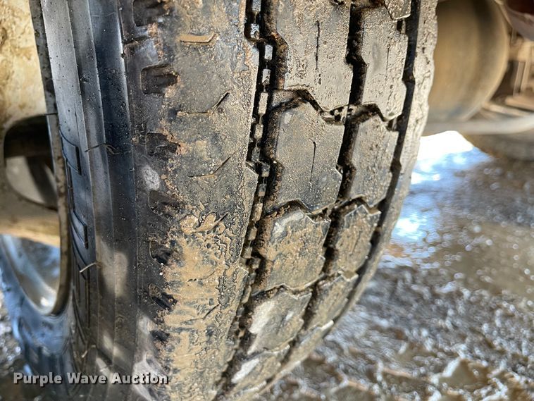 image for item IK9604 2014 Dodge Ram 5500 Crew Cab utility / service truck