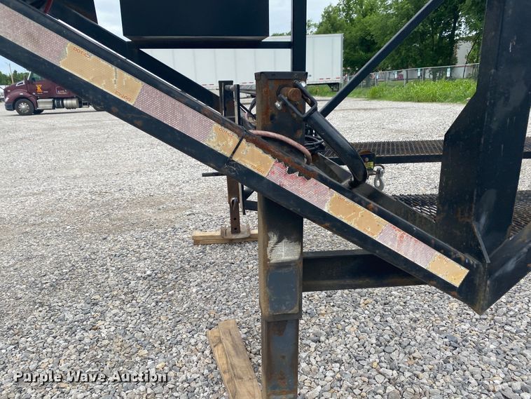 image for item JL9013 2012 KTI Mini-5  car carrier