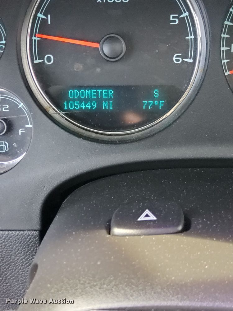 image for item JM9038 2011 GMC Yukon Denali  SUV