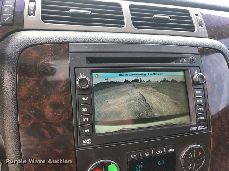 image for item JM9038 2011 GMC Yukon Denali  SUV