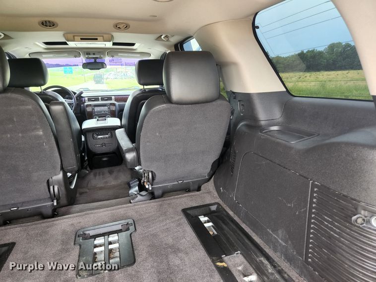 image for item JM9038 2011 GMC Yukon Denali  SUV