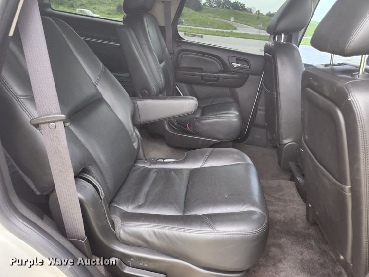 image for item JM9038 2011 GMC Yukon Denali  SUV