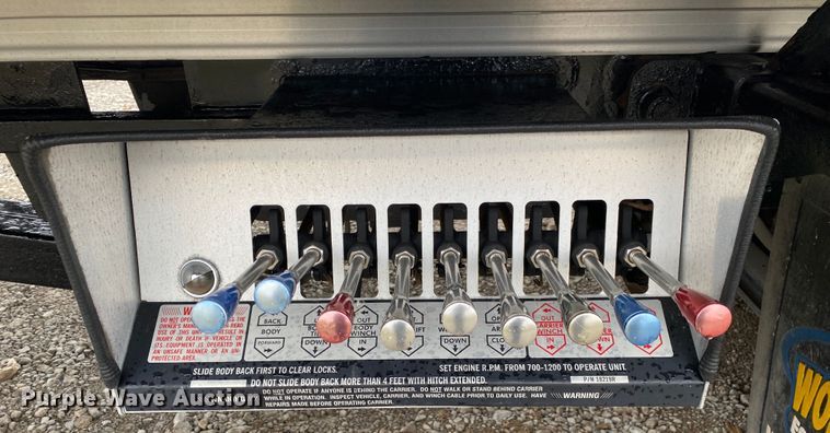 image for item JN9248 2013 Kenworth T370  car carrier truck