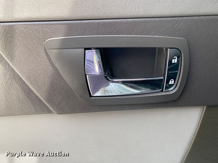 image for item JU9219 2012 Kenworth T370  delivery truck