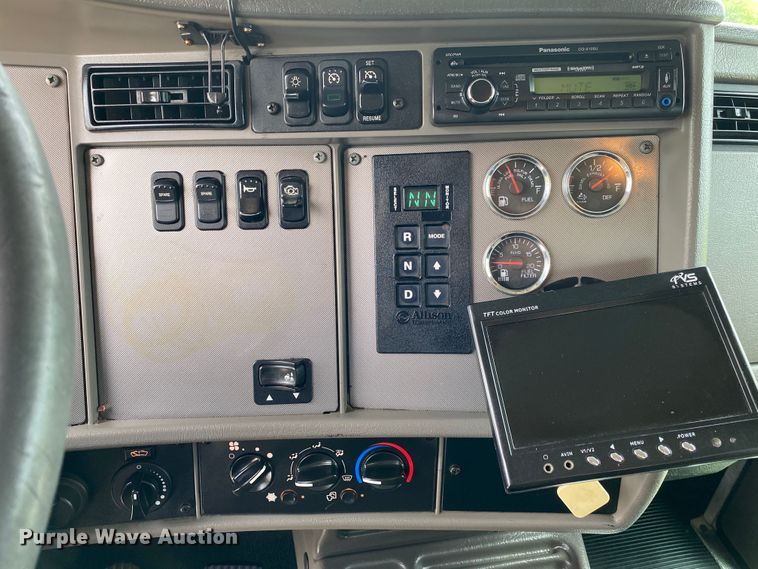 image for item JU9219 2012 Kenworth T370  delivery truck