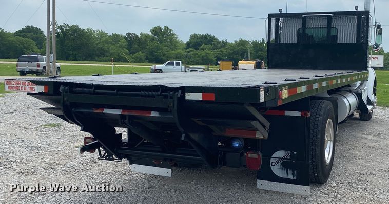 image for item JU9230 2008 Kenworth T300  flatbed truck