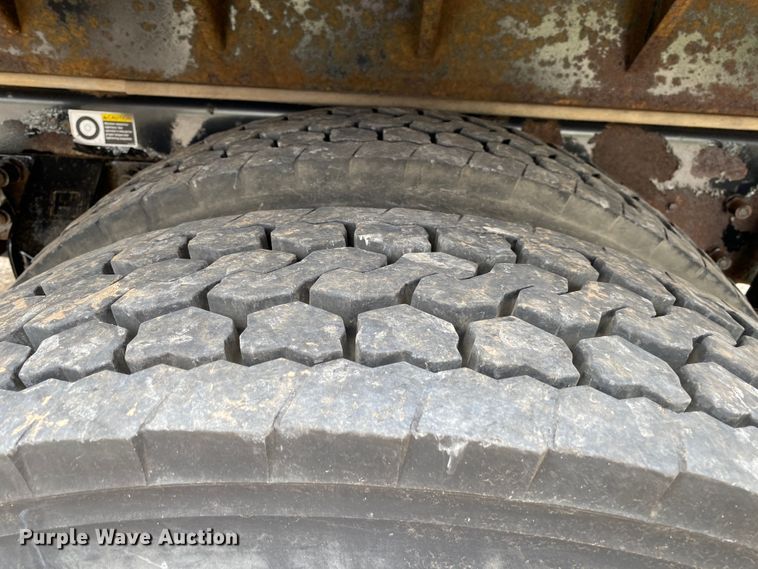 image for item JU9230 2008 Kenworth T300  flatbed truck