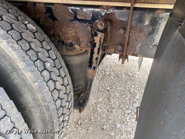 image for item JU9230 2008 Kenworth T300  flatbed truck