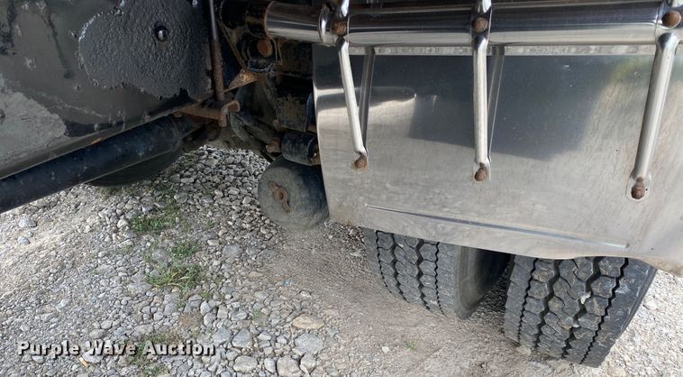 image for item JU9230 2008 Kenworth T300  flatbed truck