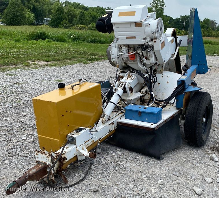 image for item JU9231 Rayco  stump grinder