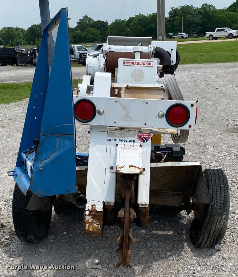 image for item JU9231 Rayco  stump grinder