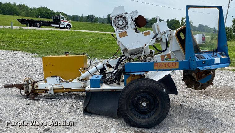 image for item JU9231 Rayco  stump grinder