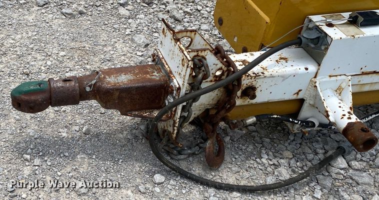 image for item JU9231 Rayco  stump grinder