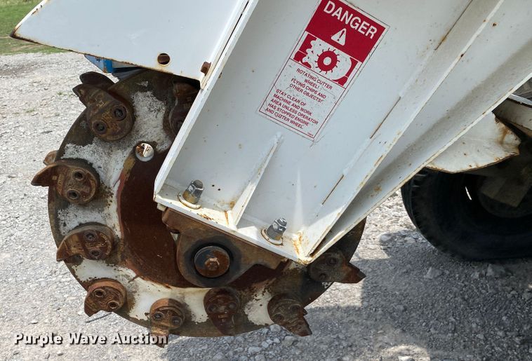 image for item JU9231 Rayco  stump grinder