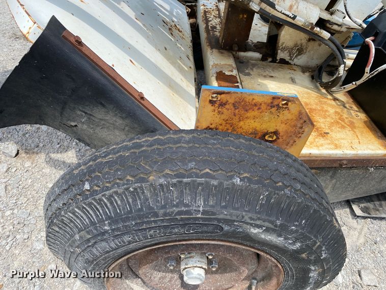 image for item JU9231 Rayco  stump grinder