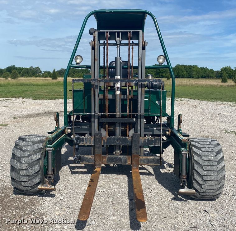 image for item JU9246 2014 Navigator RT 4000  forklift