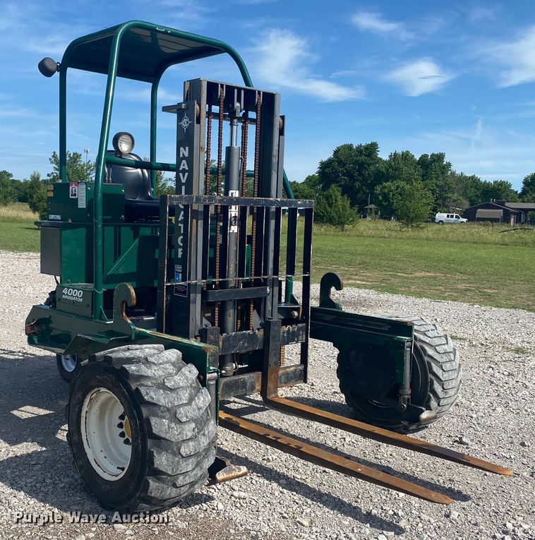image for item JU9246 2014 Navigator RT 4000  forklift