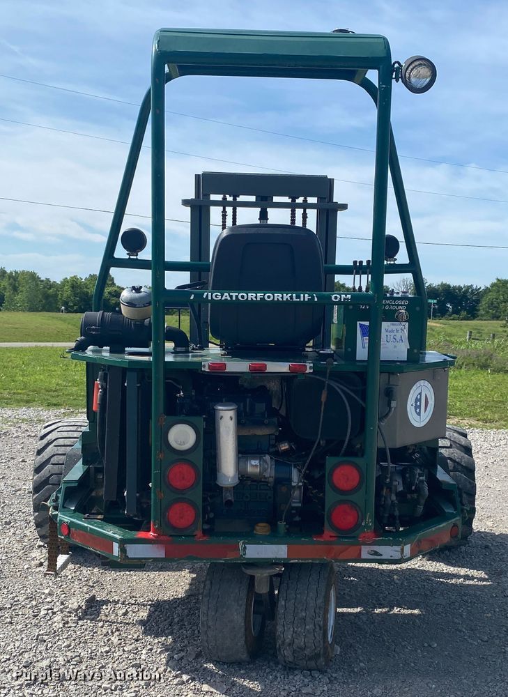 image for item JU9246 2014 Navigator RT 4000  forklift