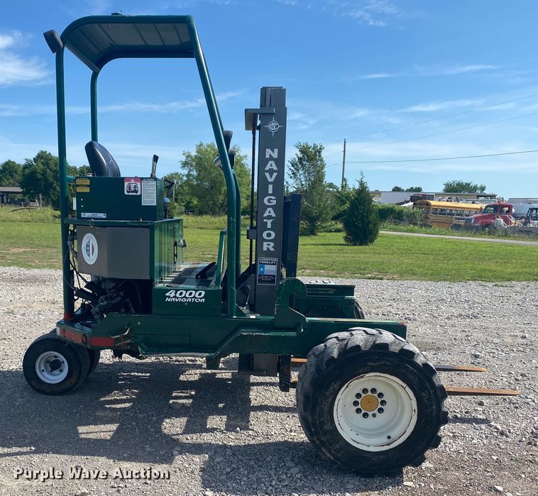 image for item JU9246 2014 Navigator RT 4000  forklift