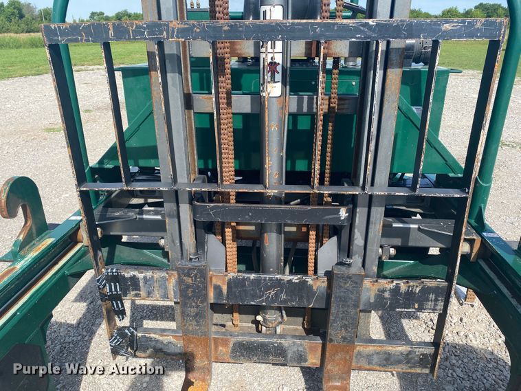 image for item JU9246 2014 Navigator RT 4000  forklift