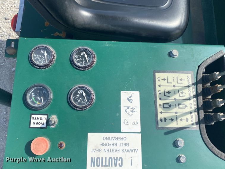 image for item JU9246 2014 Navigator RT 4000  forklift