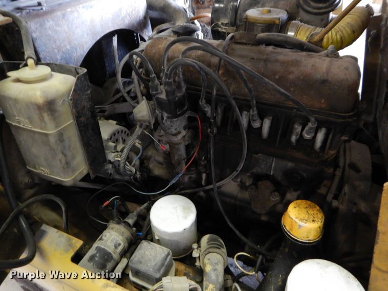 image for item JX9151 2015 Yale GLC0300BJUAE083  forklift