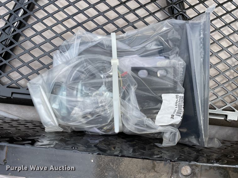 image for item JX9831 Ranch Hand FSC16HLB1  bumper