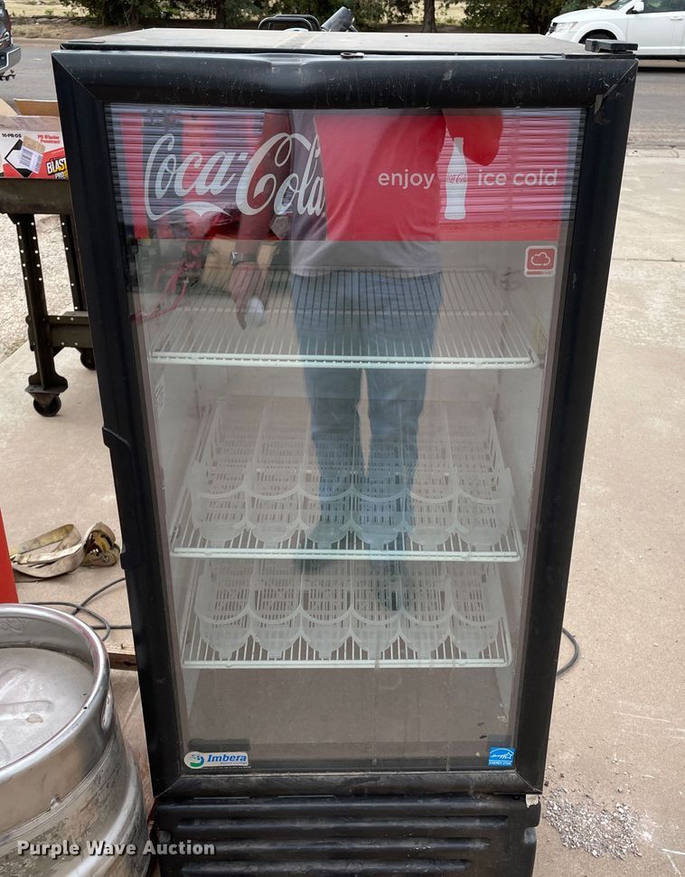 image for item JX9832 Vending machine