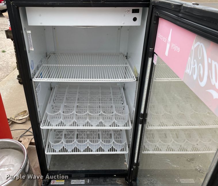 image for item JX9832 Vending machine