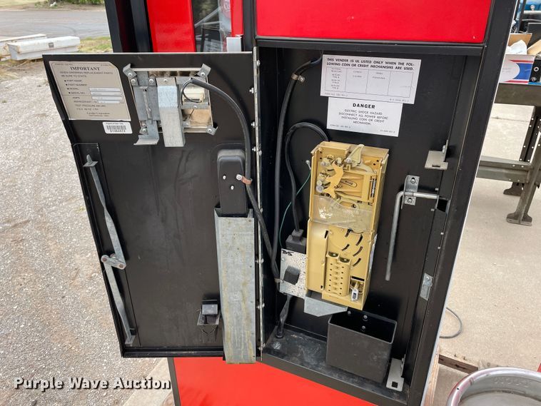 image for item JX9832 Vending machine