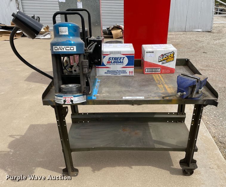 image for item JX9833 Dayco D165  hydraulic crimper