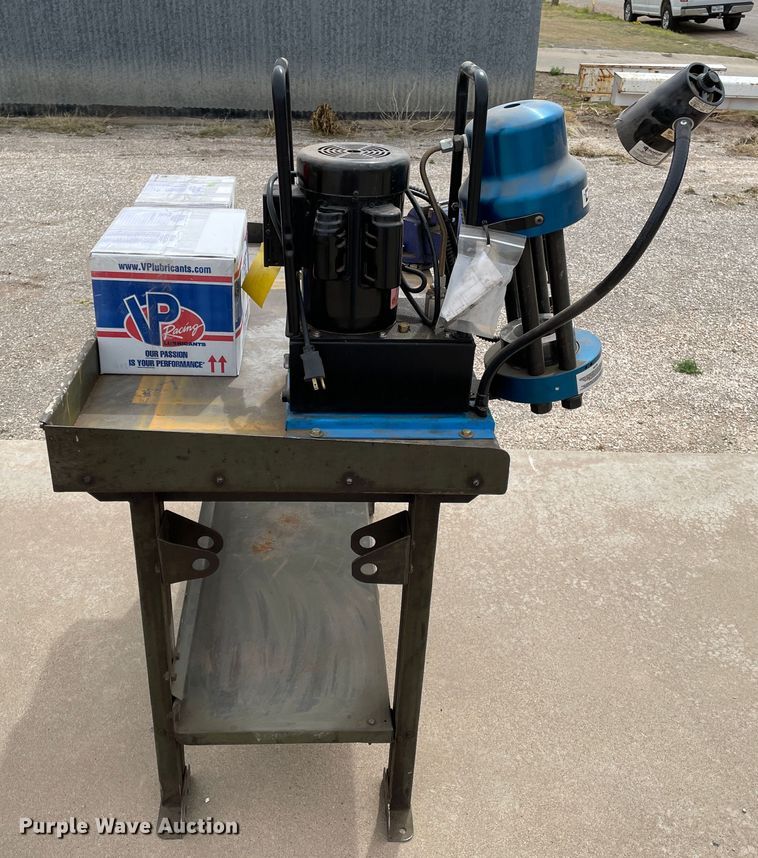 image for item JX9833 Dayco D165  hydraulic crimper