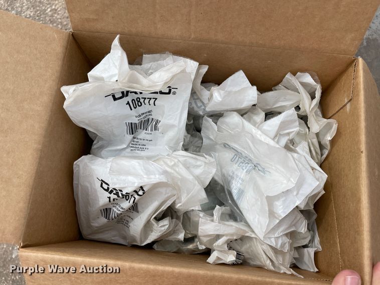 image for item JX9833 Dayco D165  hydraulic crimper