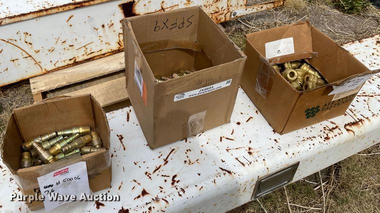 image for item JX9834 Brass quick connect fittings