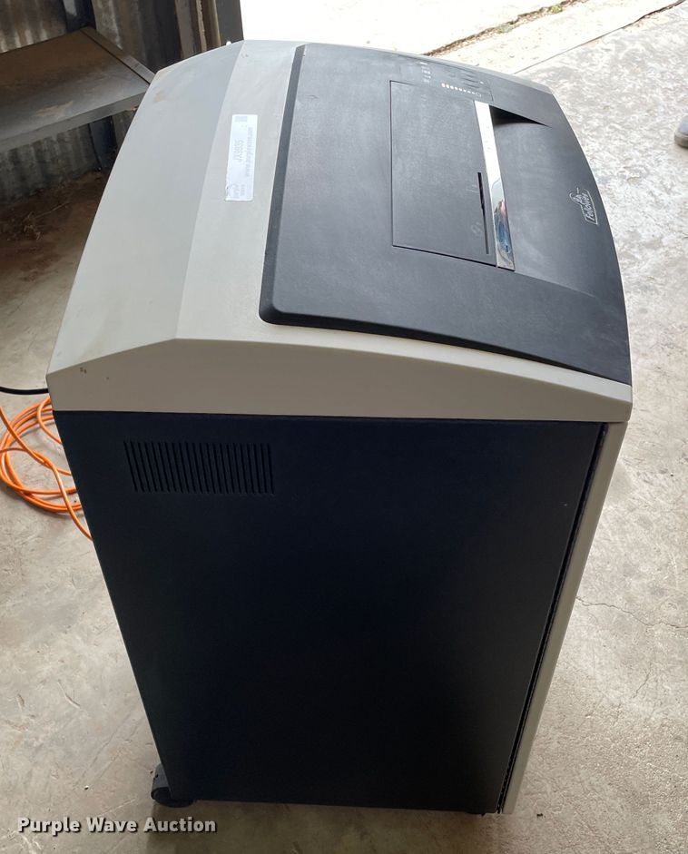 image for item JX9835 Fellowes C-420C  shredder